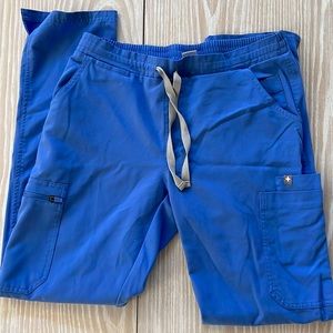 Figs Yola skinny scrub pants, size S